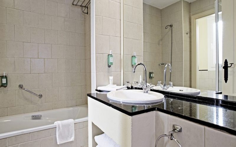 las lomas village golf resort bathroom