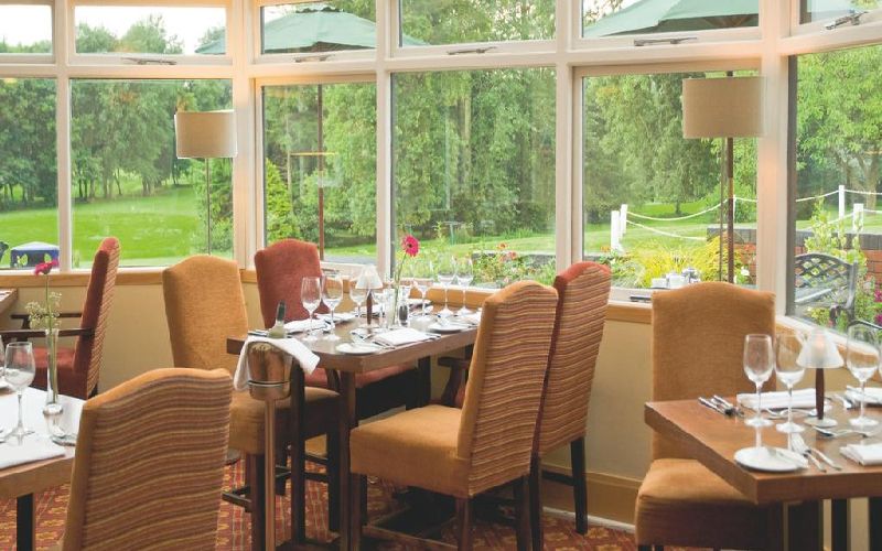 hill valley golf resort restaurant