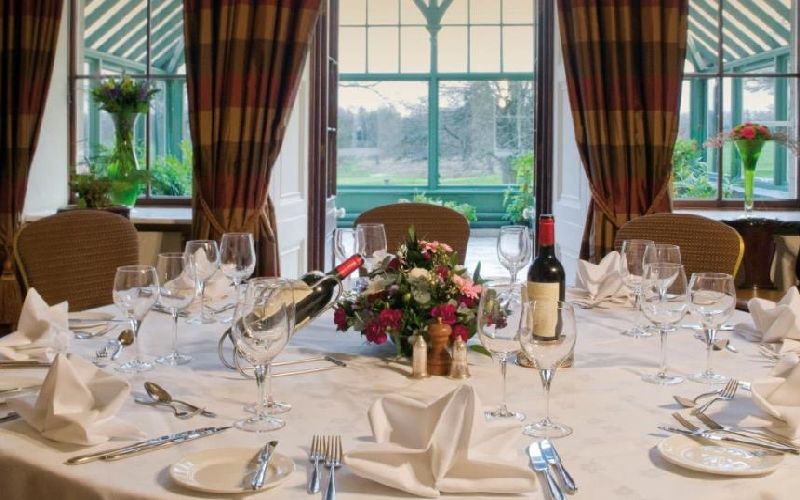 linden hall golf resort restaurant