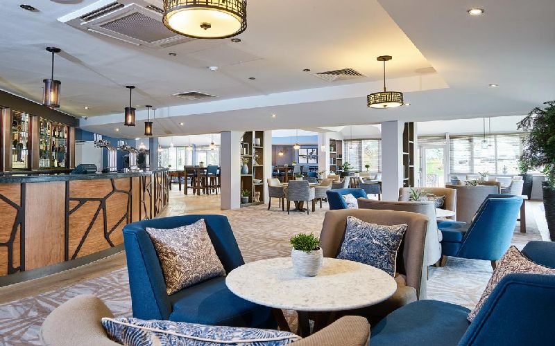 staverton estate golf resort bar