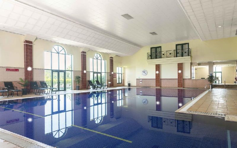 vale resort golf hotel pool