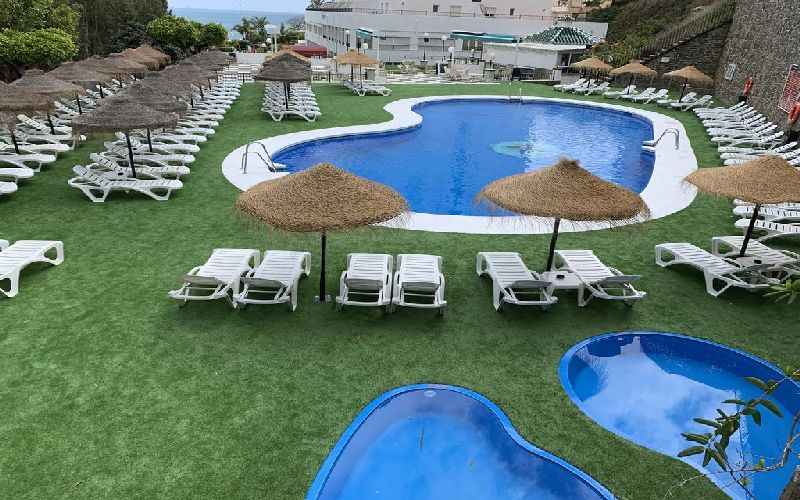 Flatotel International Golf Hotel pool
