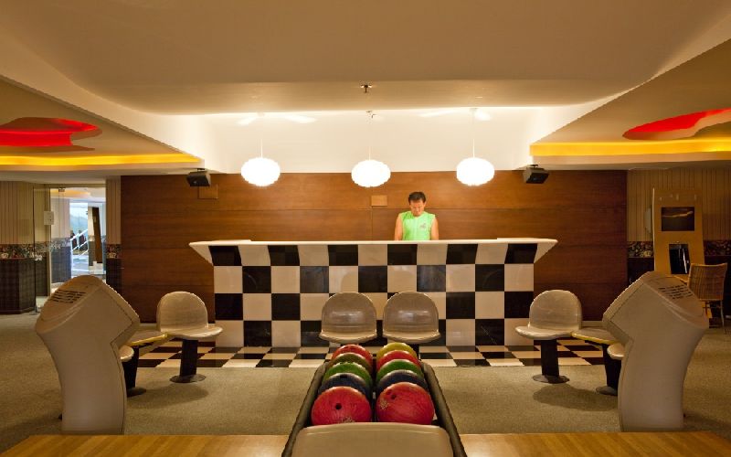 cornelia de luxe golf resort bowling