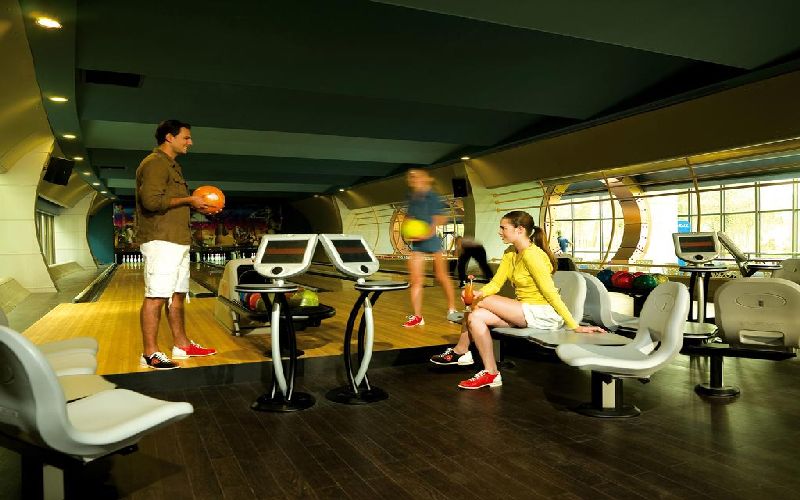 cornelia diamond golf resort bowling