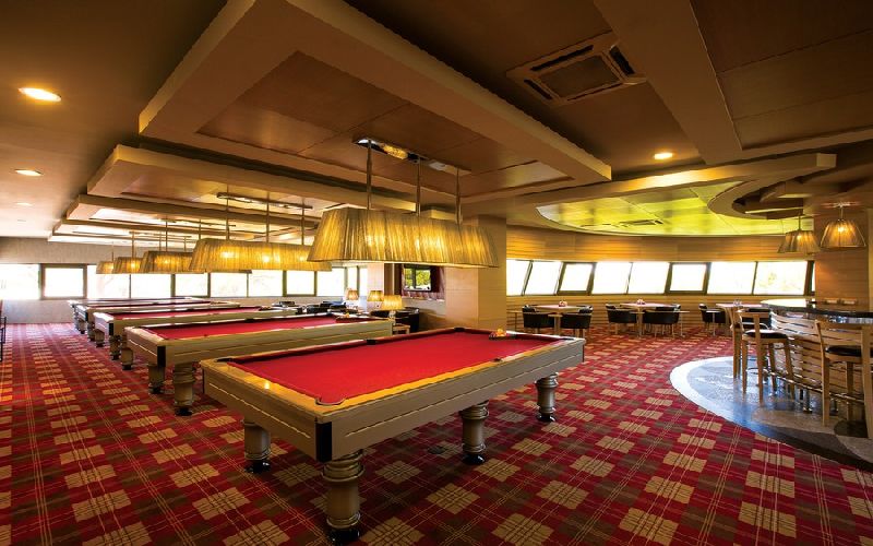 cornelia diamond golf resort pool tables