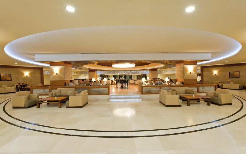 kaya belek golf resort piano bar