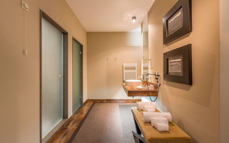 morgado golf & country club bathroom shower
