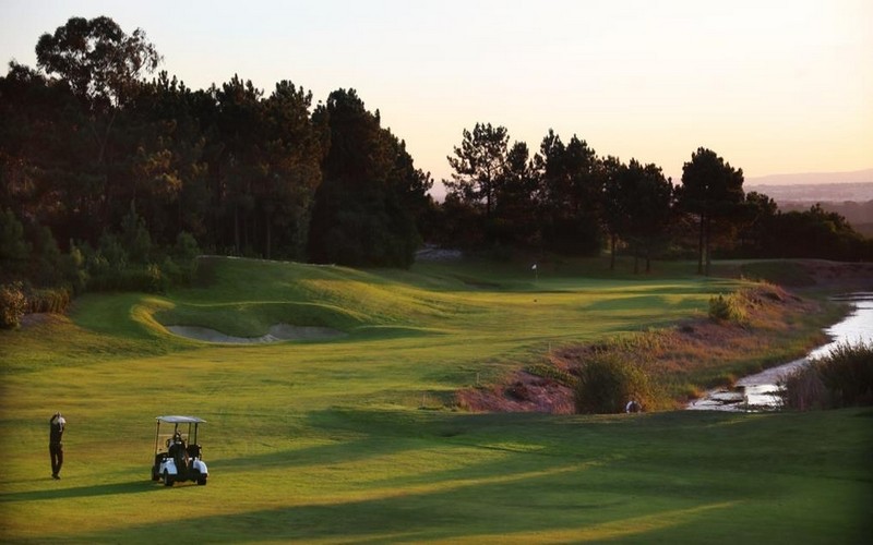 bom sucesso golf course river