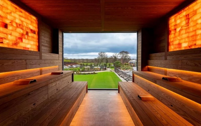 carden park golf hotel sauna