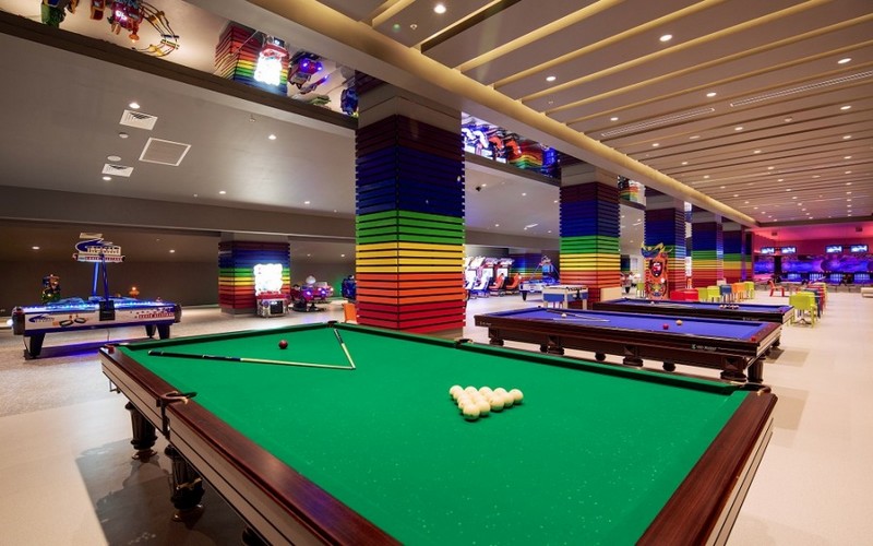titanic deluxe golf belek games room