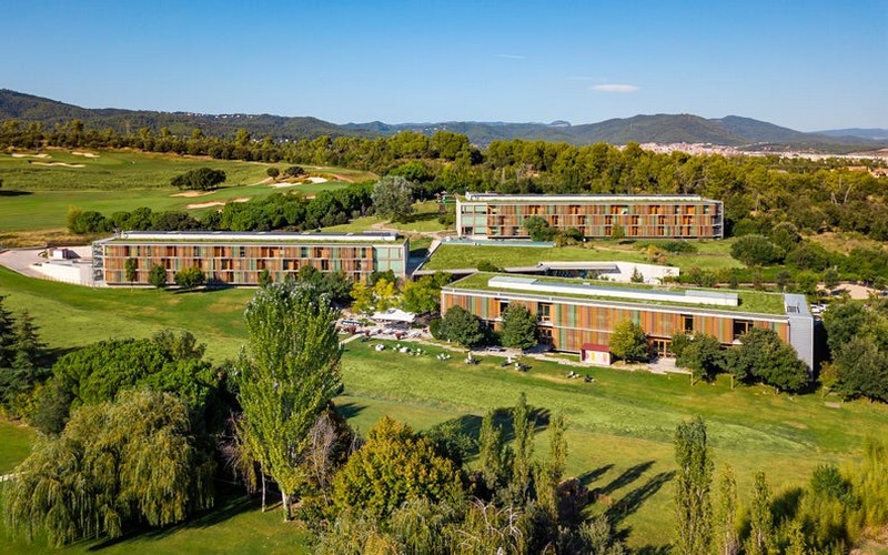 chateauform la mola hotel