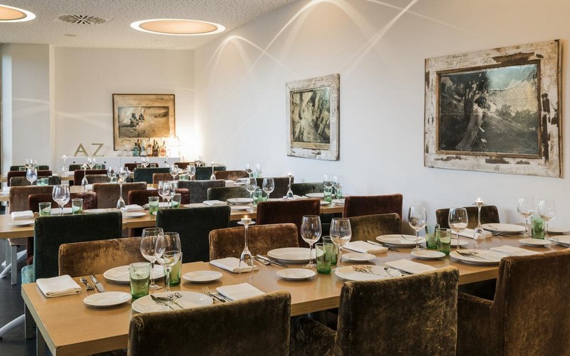 sant cugat restaurant setting
