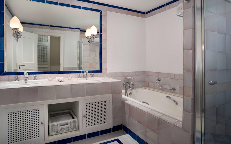 westin la quinta bathroom