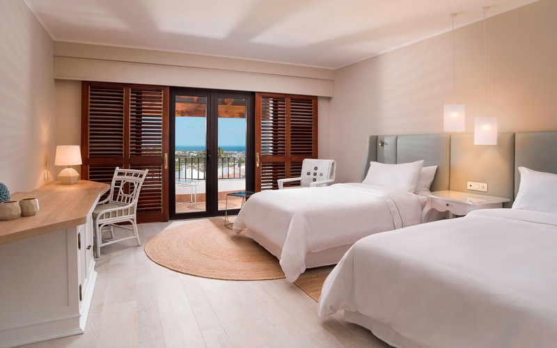 westin la quinta bedroom