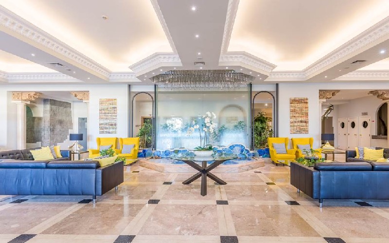 lunada oura lounge