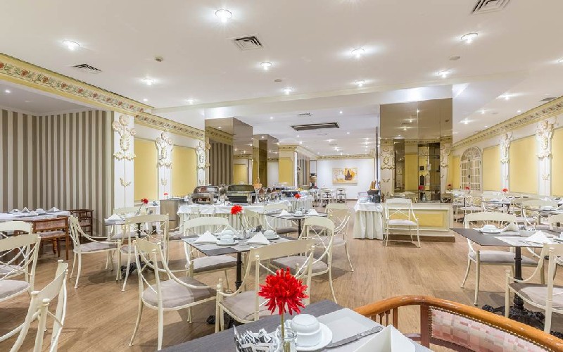 lunada oura restaurant