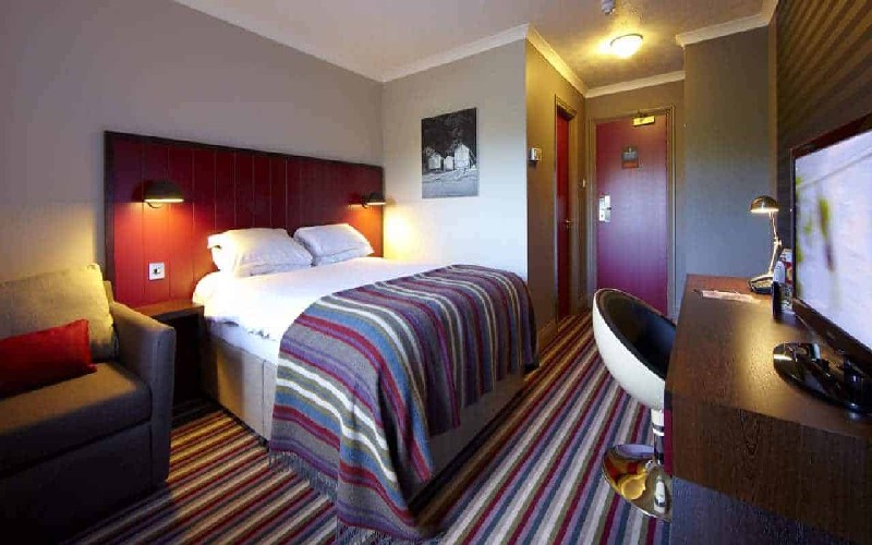 VillageBlackpoolBedroom