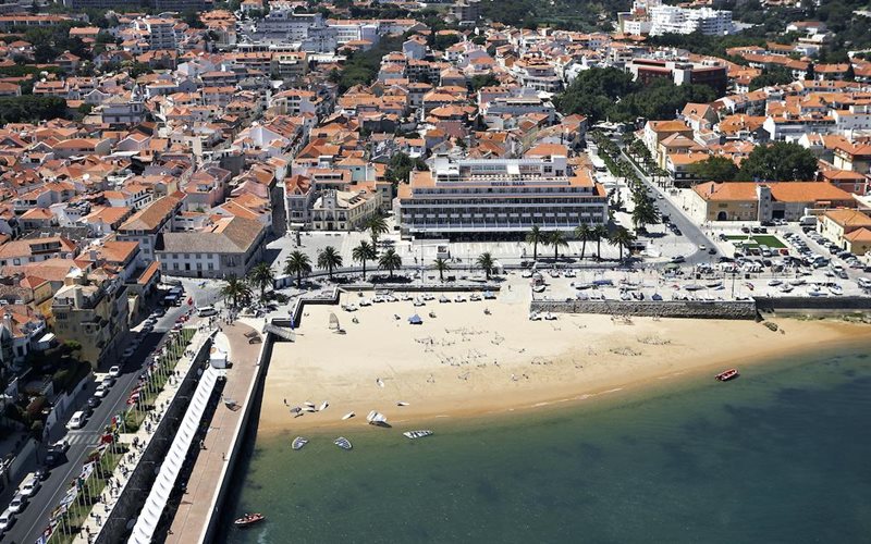 baia cascais aerial