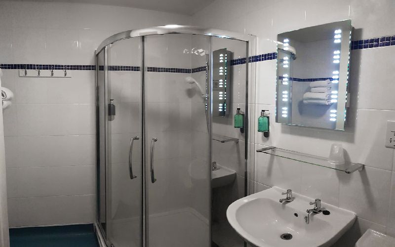the-dorset-resort-hotel-bathroom