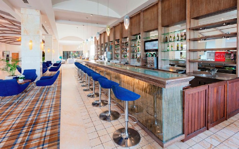 zeynep belek bar 3