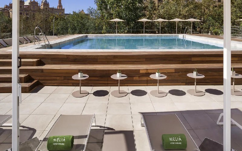 melia sevilla pool 2