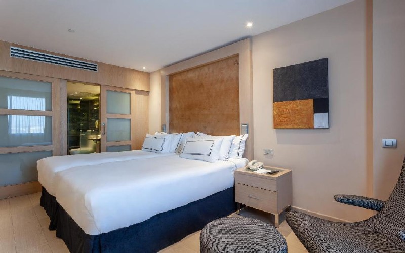 melia sevilla twin room 1
